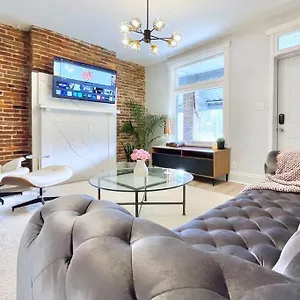 The Kingsboro Mt. Washington By Luxe Pgh Holiday home