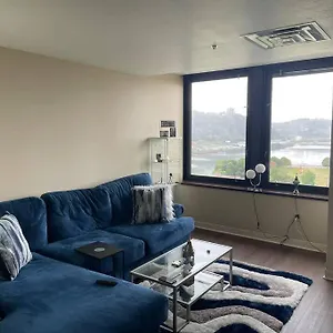Luxury At The Point Easy Access To And From Downtown 24-7 Parking Apartment